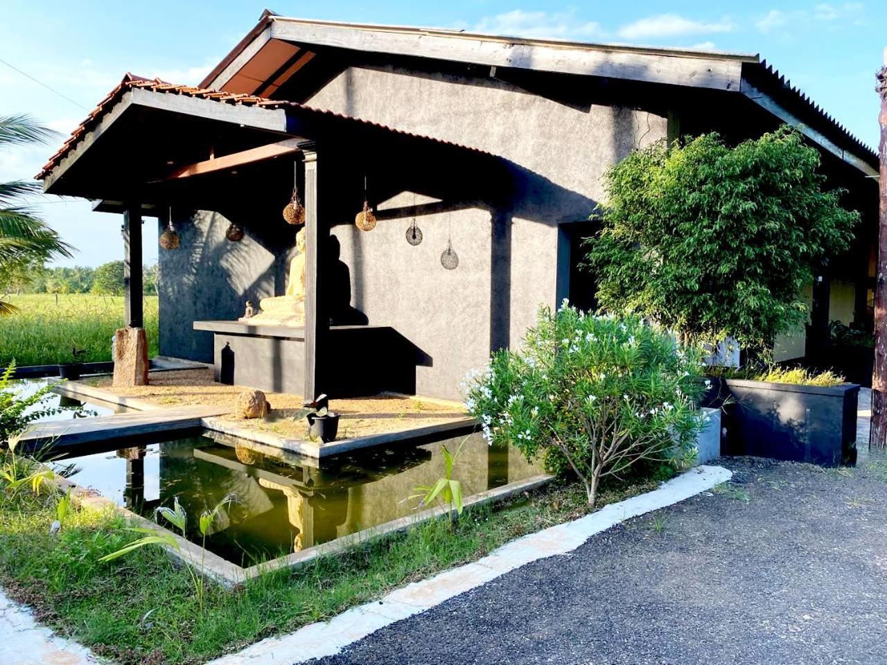 Athyantha Resort 아누라다푸라 외부 사진