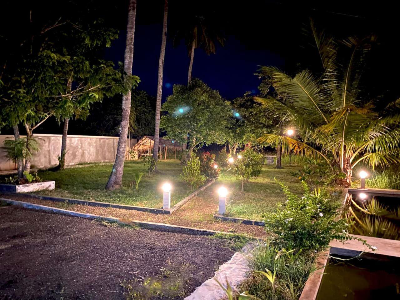 Athyantha Resort 아누라다푸라 외부 사진